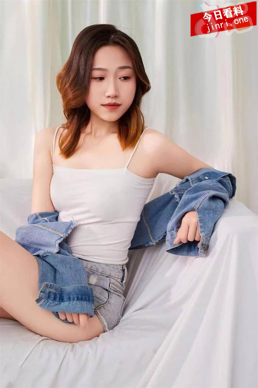 杨心莹 2.jpg